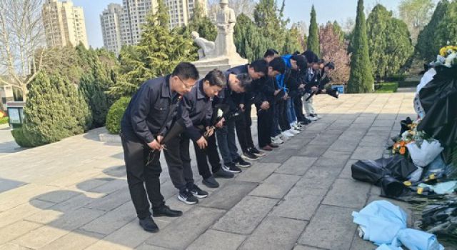 清明祭英烈、共鑄中華魂祭掃烈士陵園活動(dòng)感想